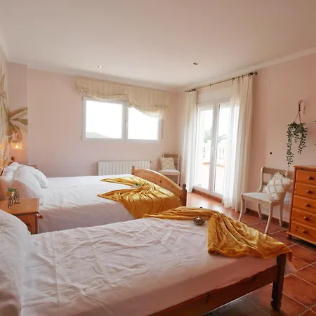 Homestay Ty Croeso-entire With Sea View
